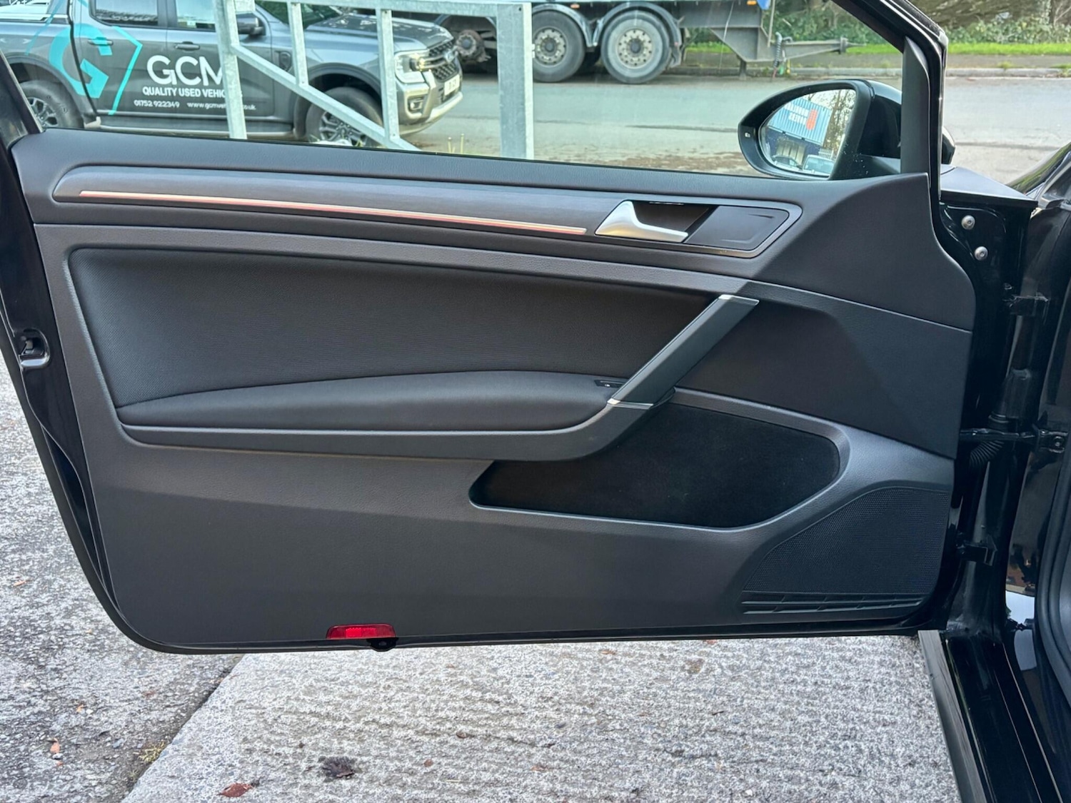 Used Volkswagen Golf 2019 for sale - 77040971: Photo 49