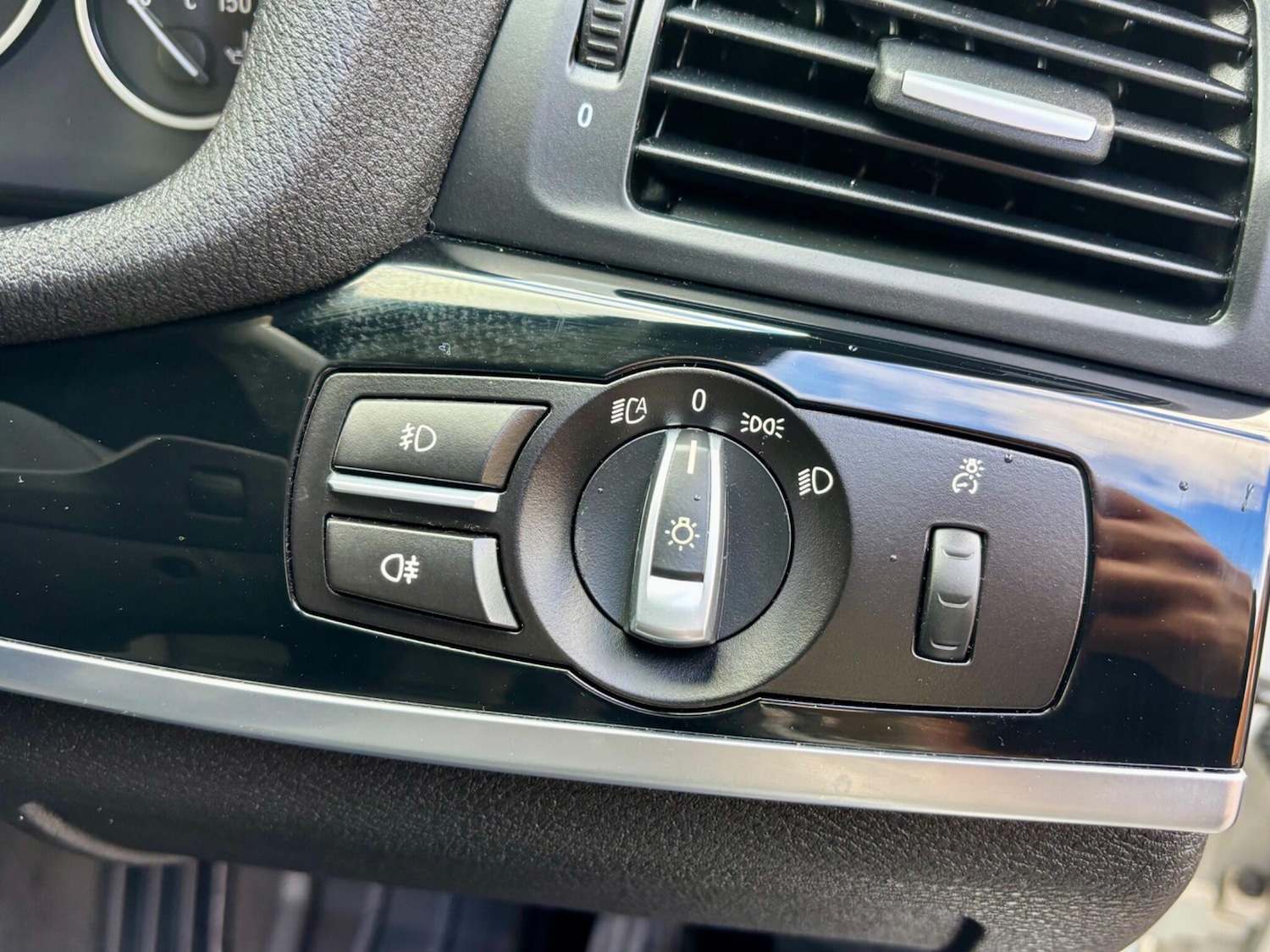 Used BMW X4 2016 for sale - 76284436: Photo 41