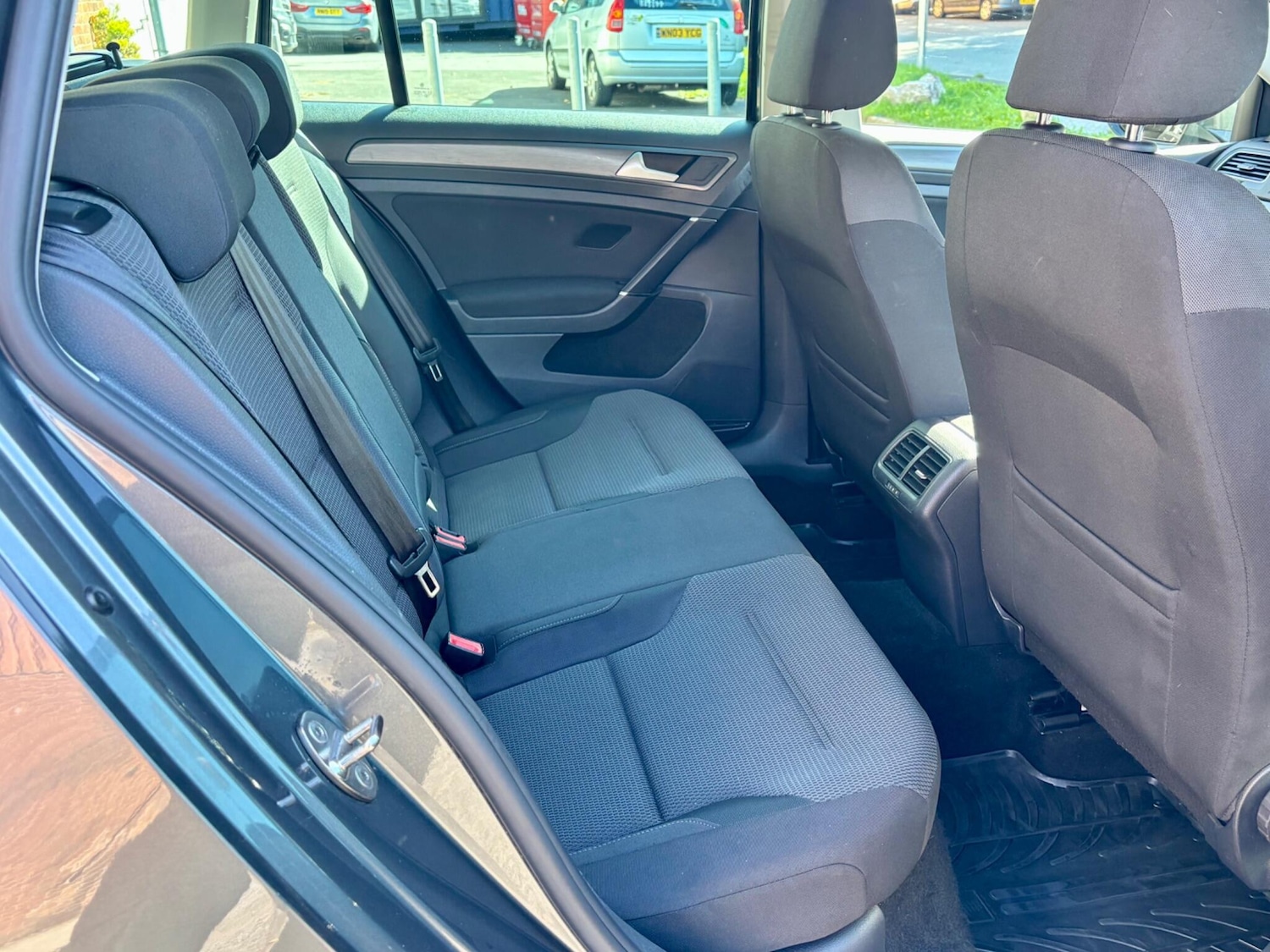 Used Volkswagen Golf 2017 for sale - 76032259: Photo 25