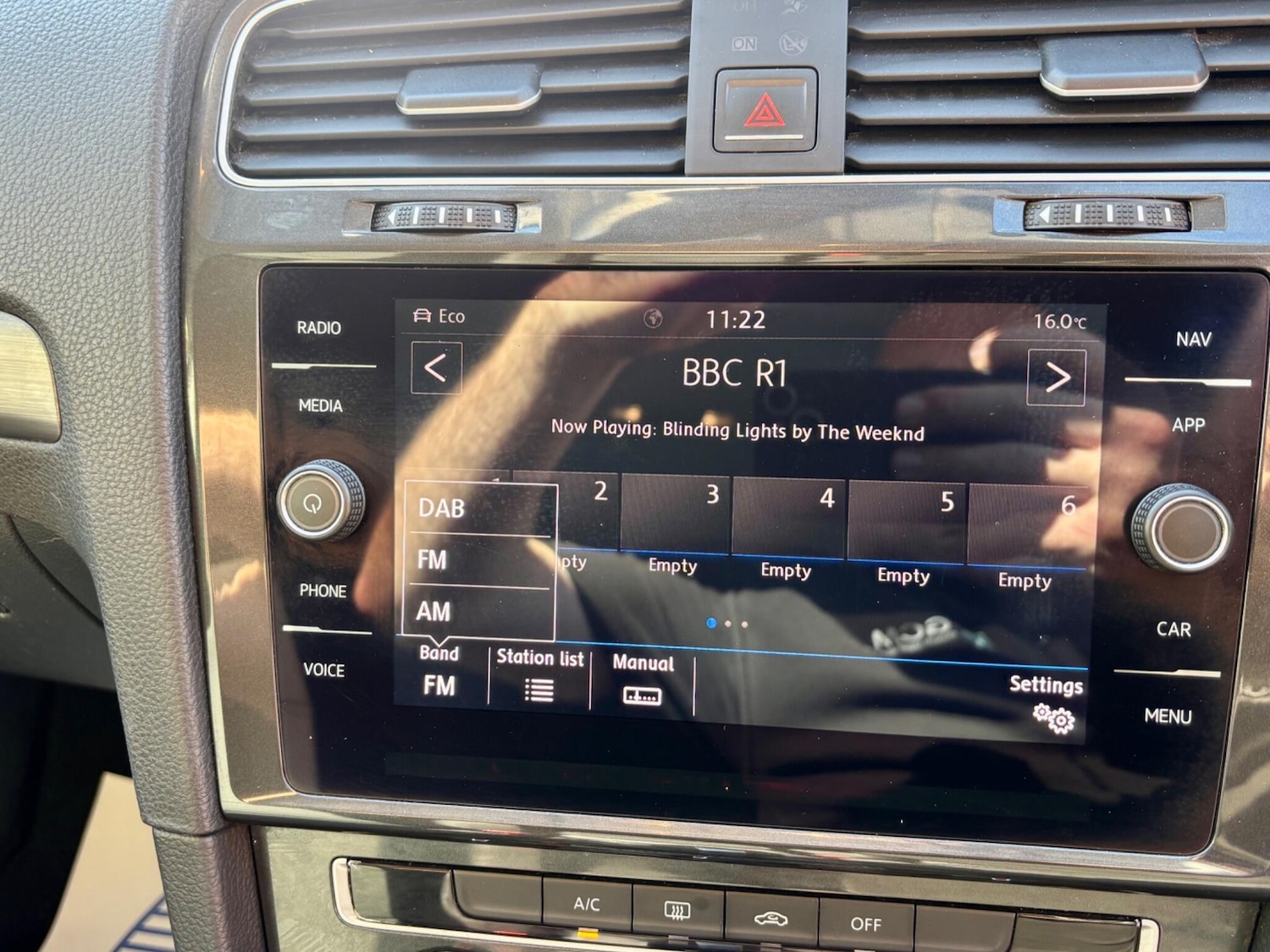 Used Volkswagen Golf 2017 for sale - 76032259: Photo 32