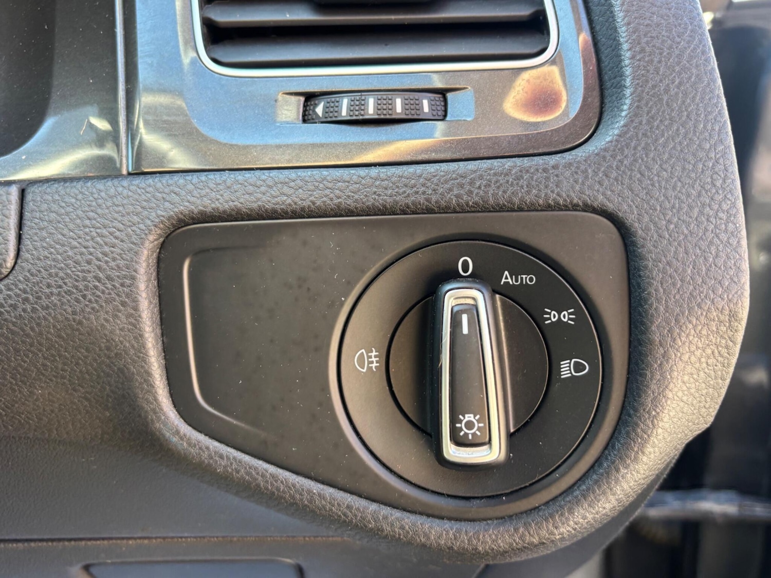 Used Volkswagen Golf 2017 for sale - 76032259: Photo 37