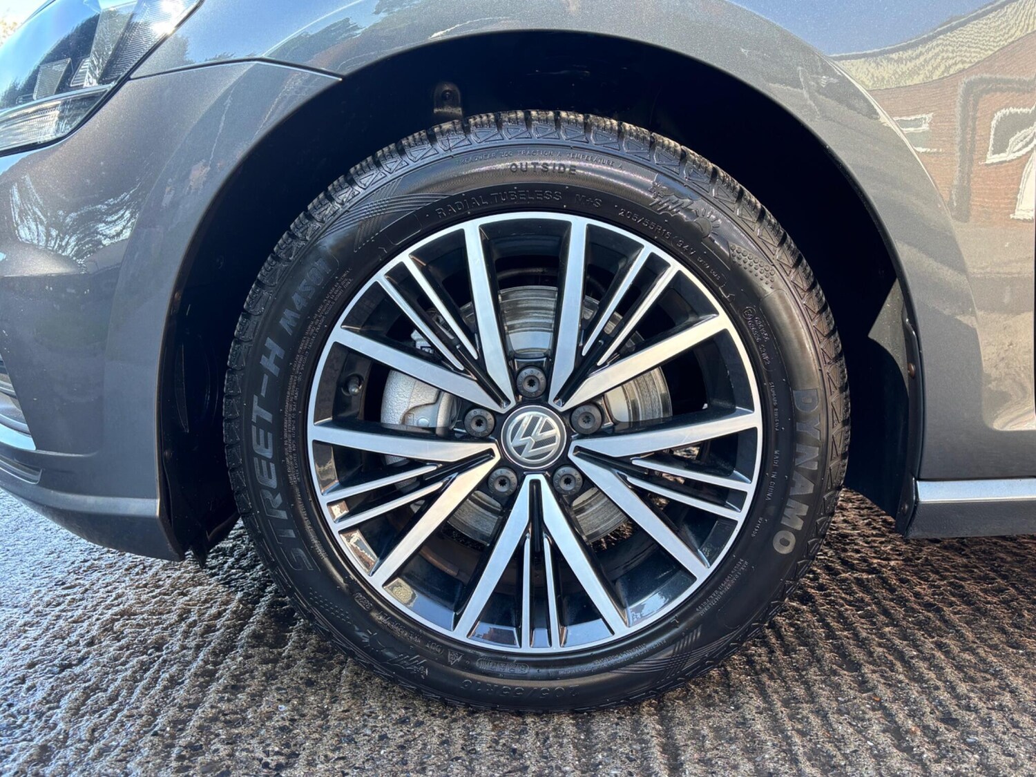 Used Volkswagen Golf 2017 for sale - 76032259: Photo 53