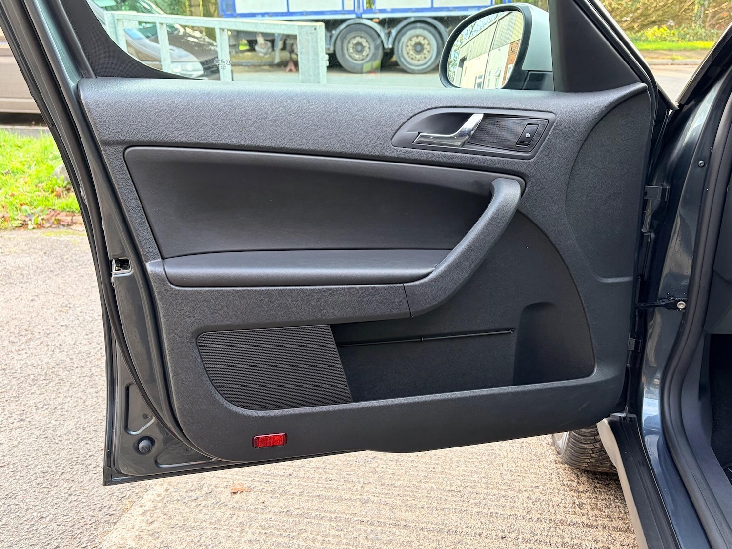 Used Skoda Yeti 2017 for sale - 76666936: Photo 47