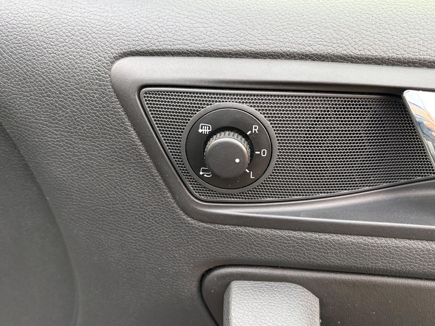 Used Skoda Yeti 2017 for sale - 77040974: Photo 43