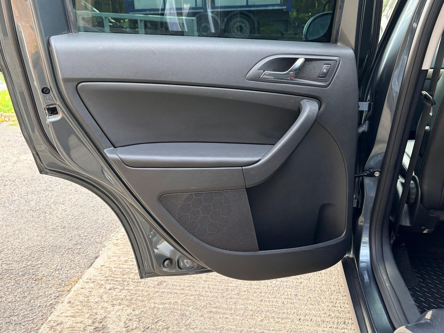 Used Skoda Yeti 2017 for sale - 77040974: Photo 49