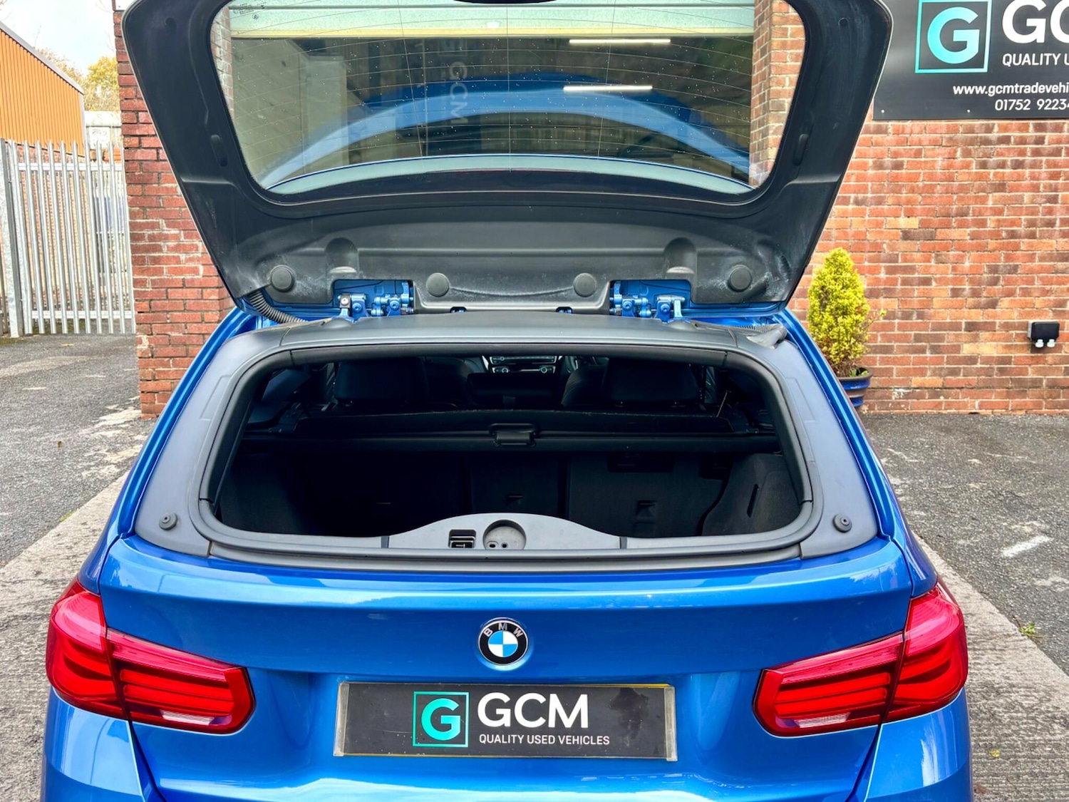 Used BMW 3 Series 2015 for sale - 76398957: Photo 43