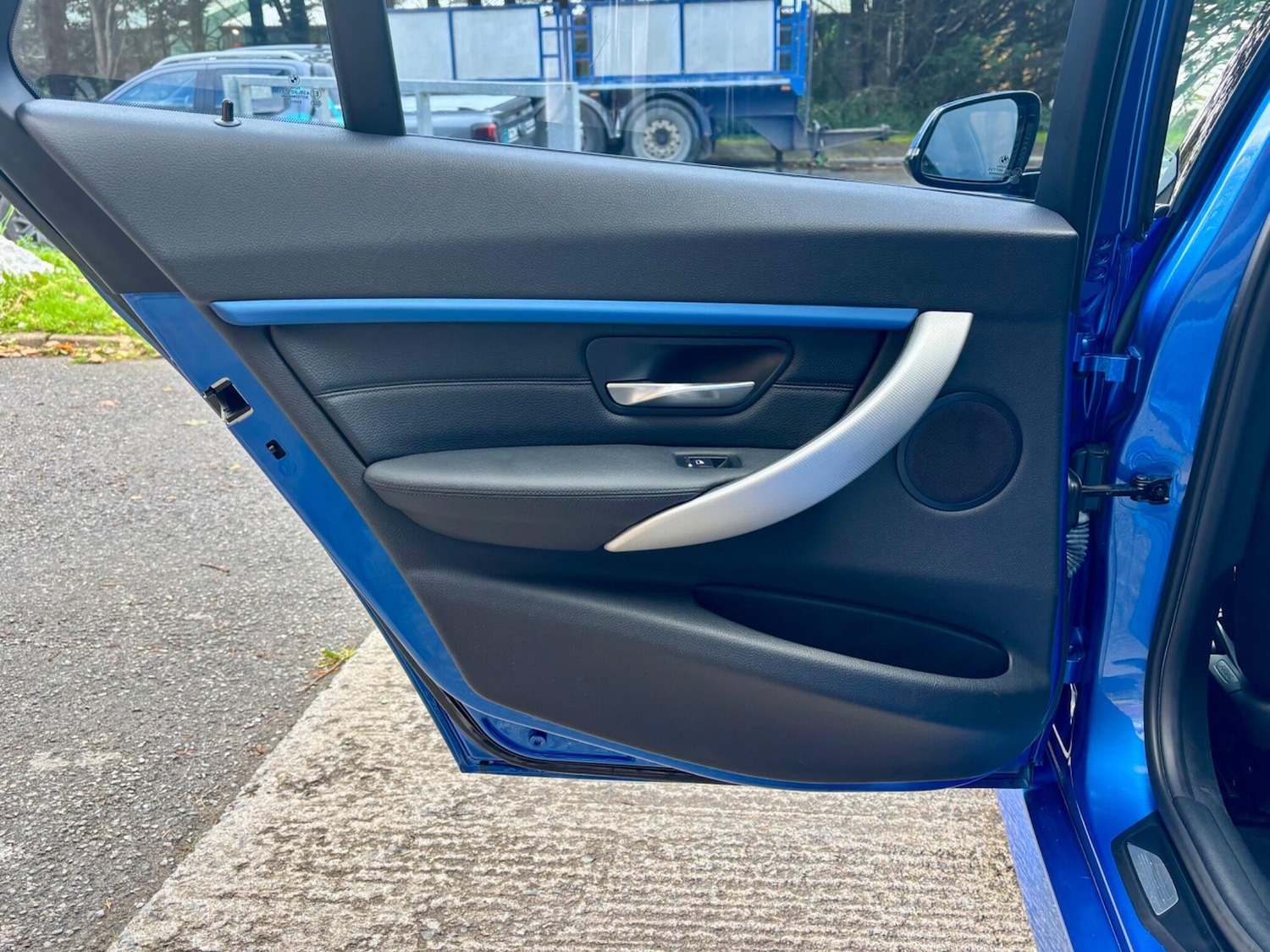 Used BMW 3 Series 2015 for sale - 76398957: Photo 48