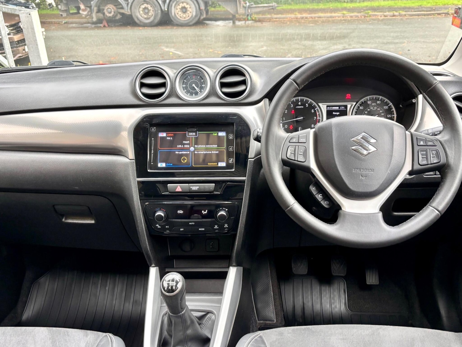 Used Suzuki Vitara 2016 for sale - 76513476: Photo 29