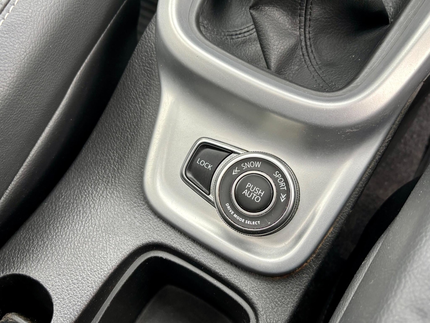 Used Suzuki Vitara 2016 for sale - 76513476: Photo 44