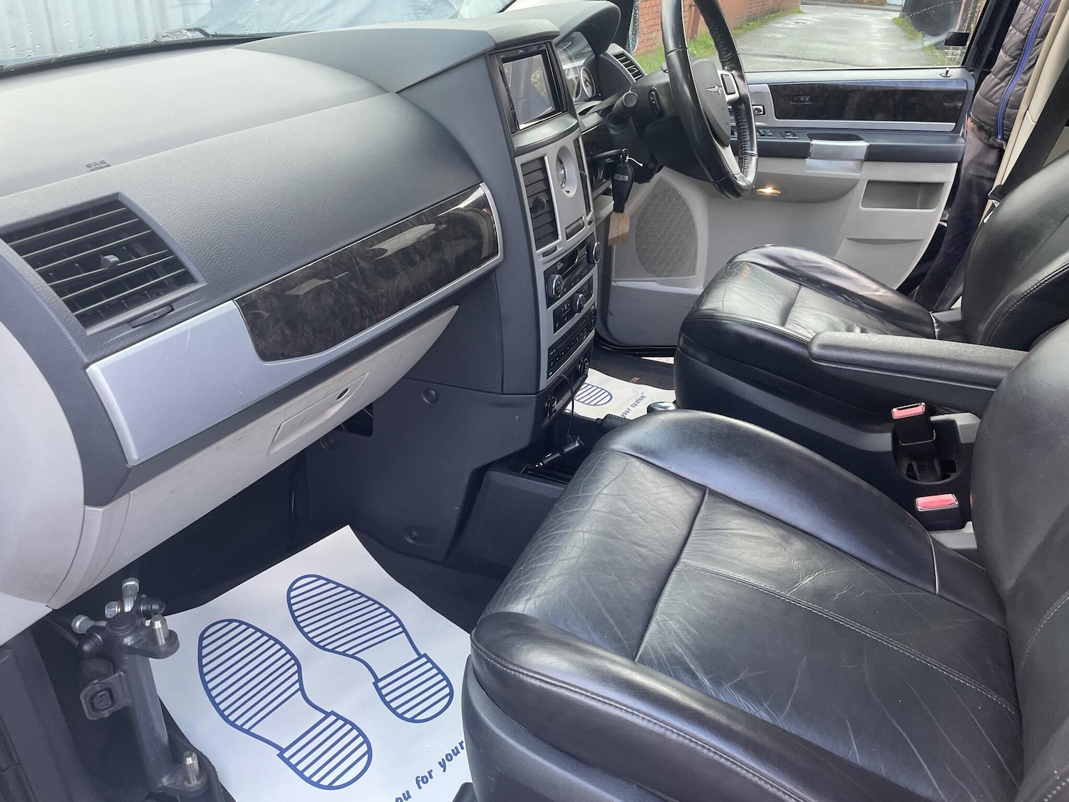 Used Chrysler Grand Voyager 2010 for sale - 76992783: Photo 10