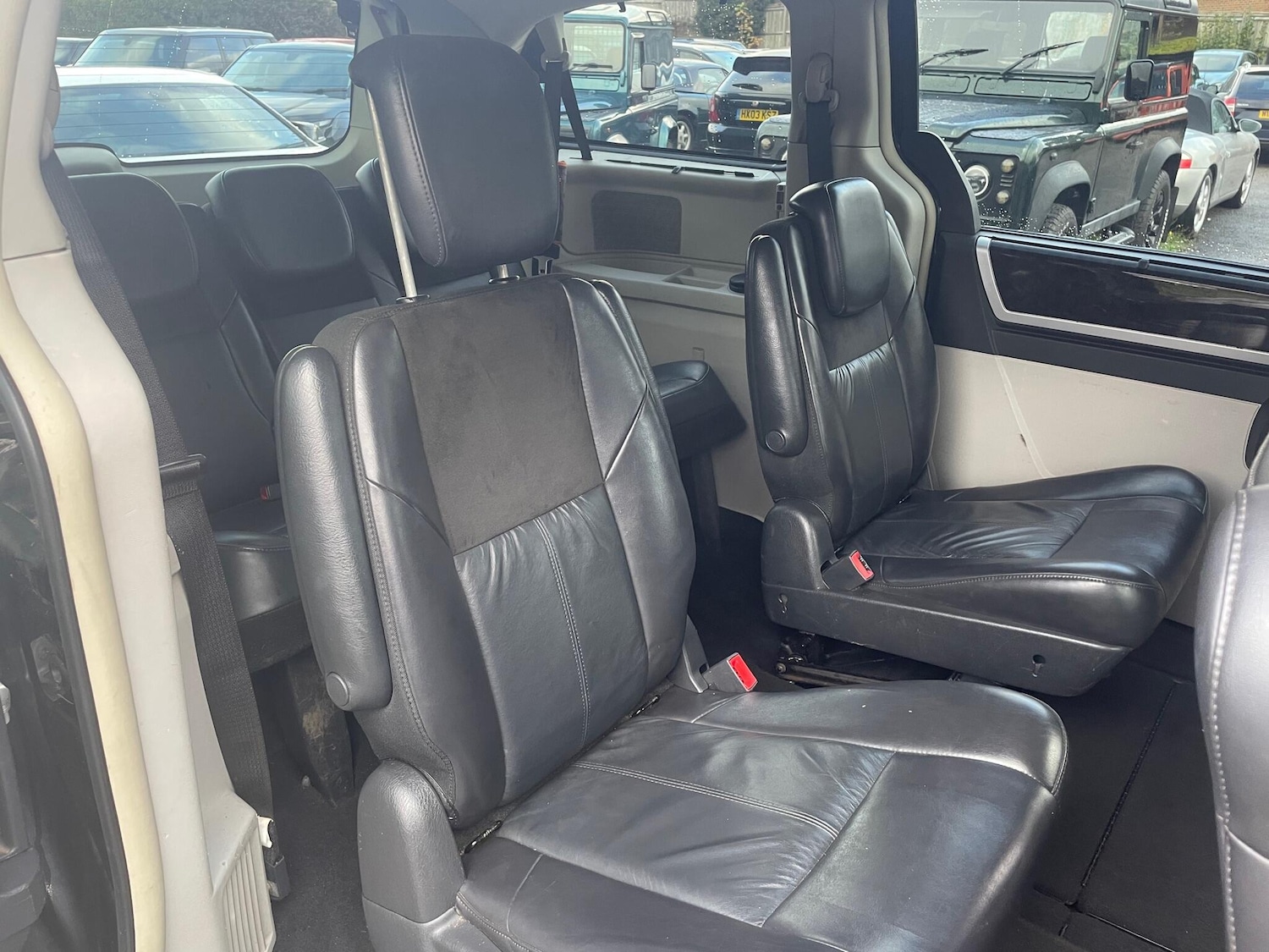 Used Chrysler Grand Voyager 2010 for sale - 76992783: Photo 11