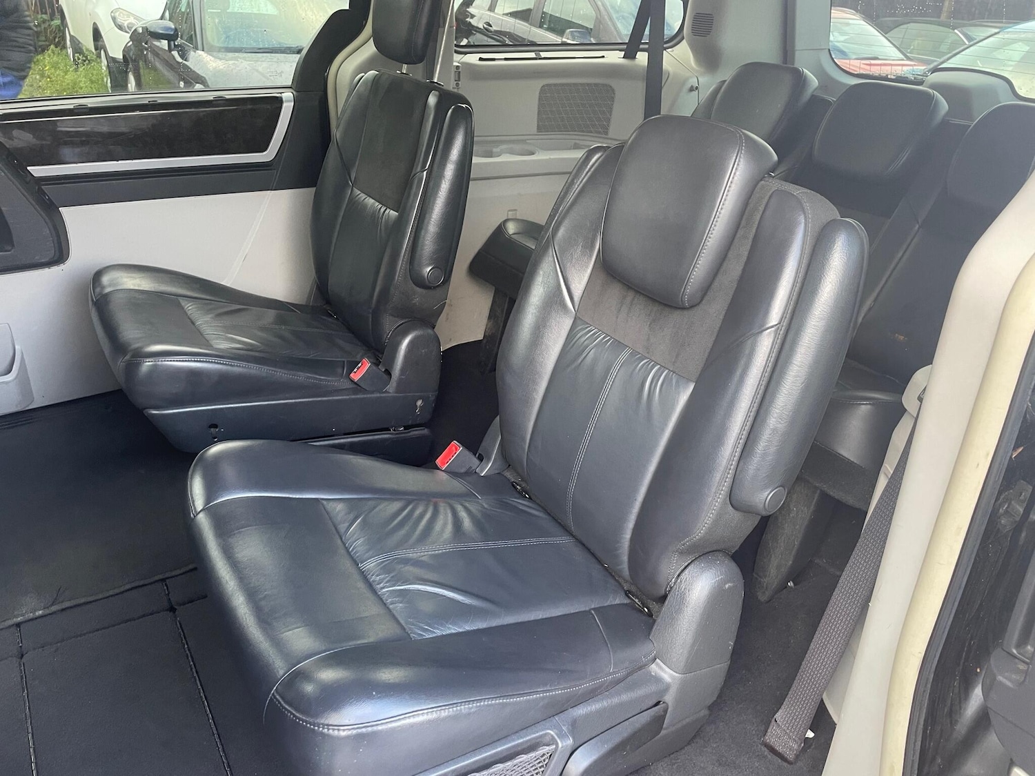 Used Chrysler Grand Voyager 2010 for sale - 76992783: Photo 12