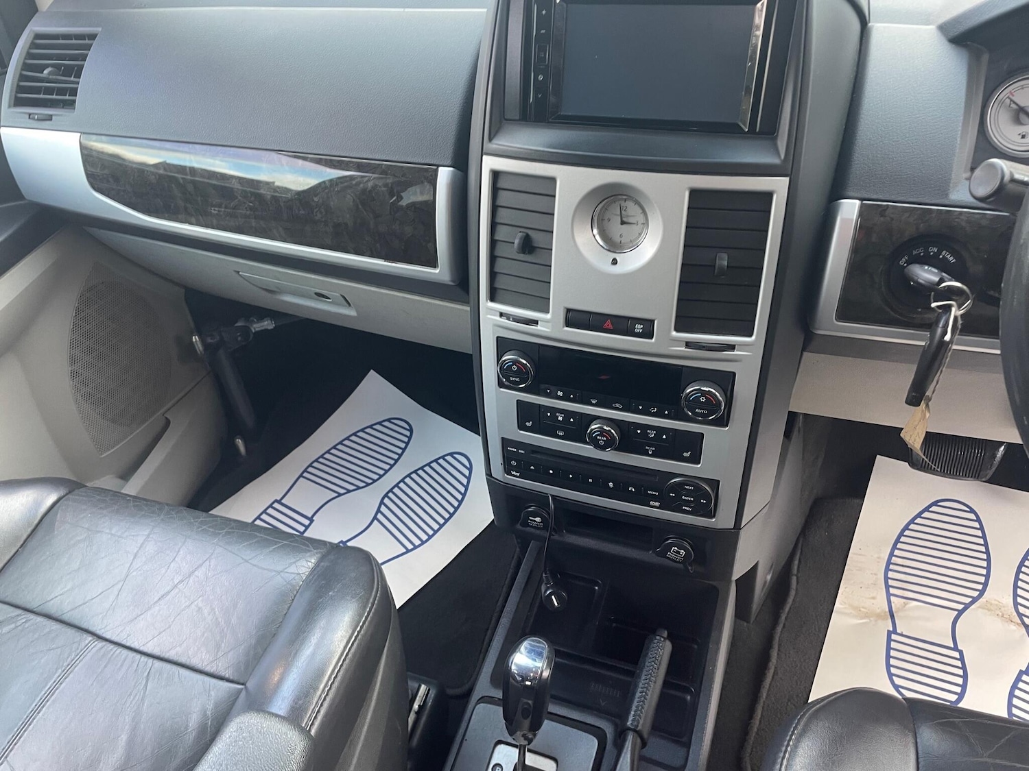 Used Chrysler Grand Voyager 2010 for sale - 76992783: Photo 8