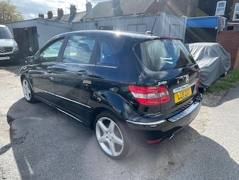Used Mercedes-Benz B Class 2011 for sale - 78504473: Photo