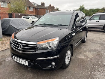 Used Ssangyong Turismo 2017 for sale - 75978566: Photo
