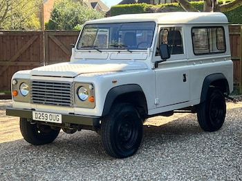 Used Land Rover Defender 90 1986 for sale - 78157130: Photo