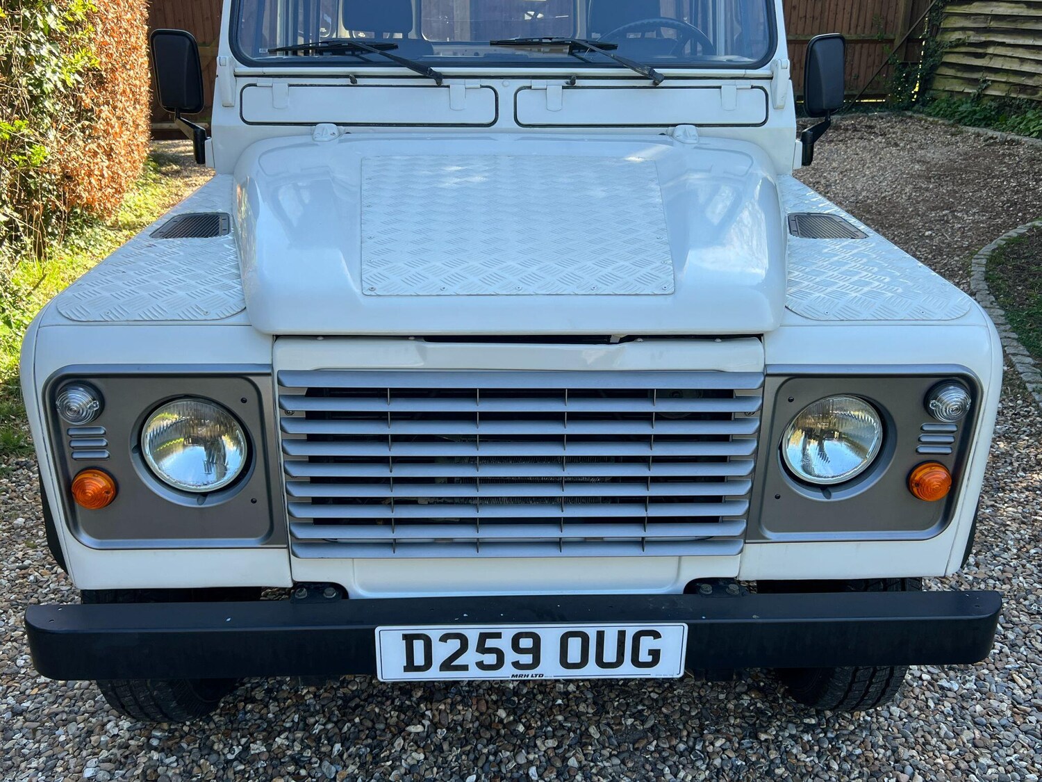 Used Land Rover Defender 90 for sale - 78157130: Photo 37