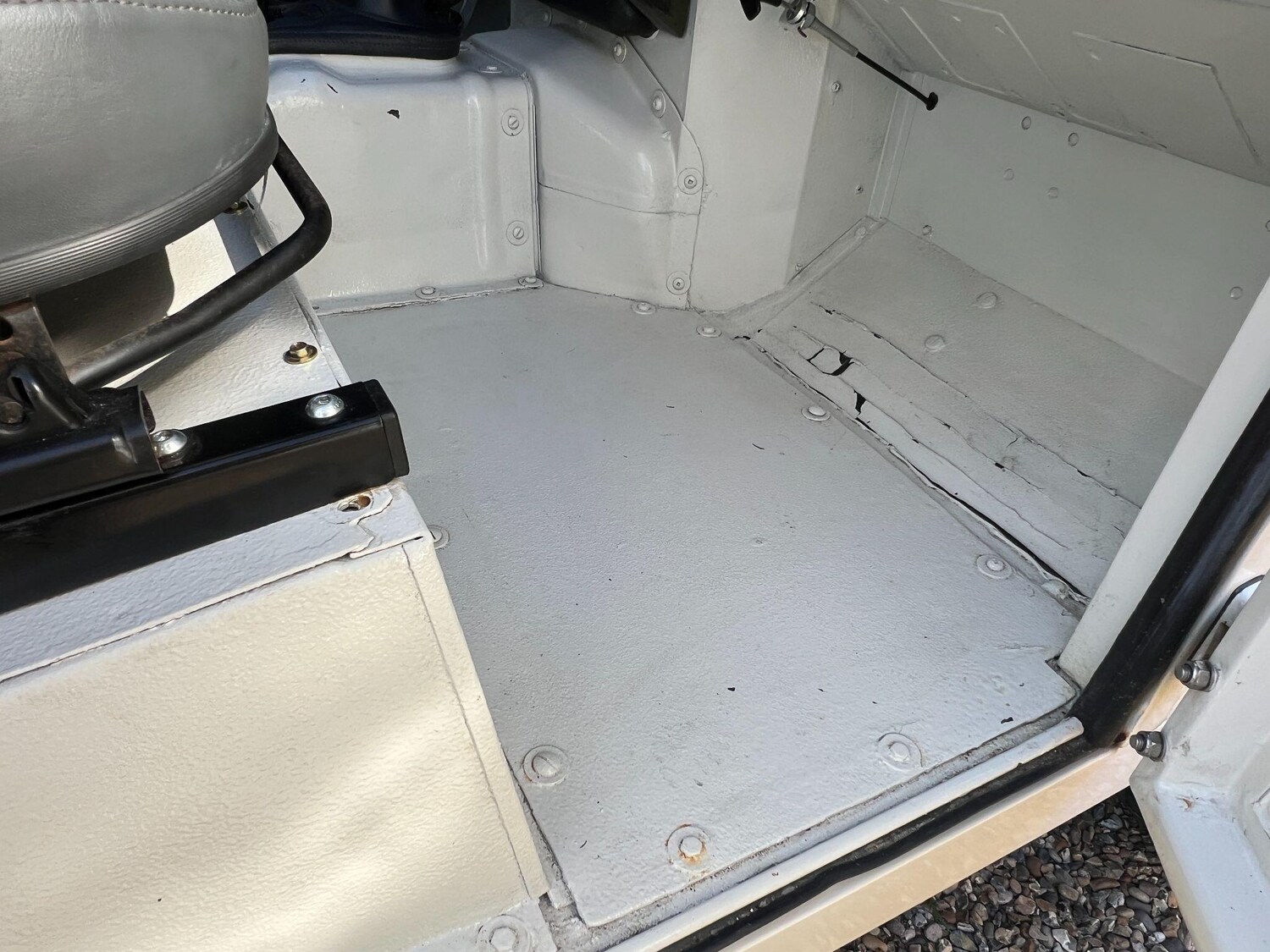 Used Land Rover Defender 90 for sale - 78157130: Photo 45