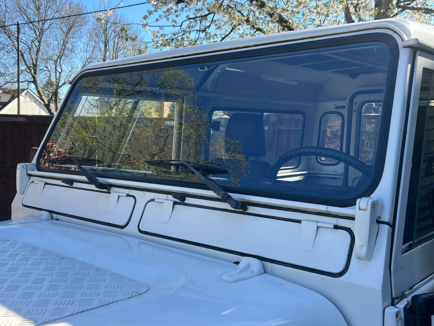 Used Land Rover Defender 90 for sale - 78157130: Photo 46