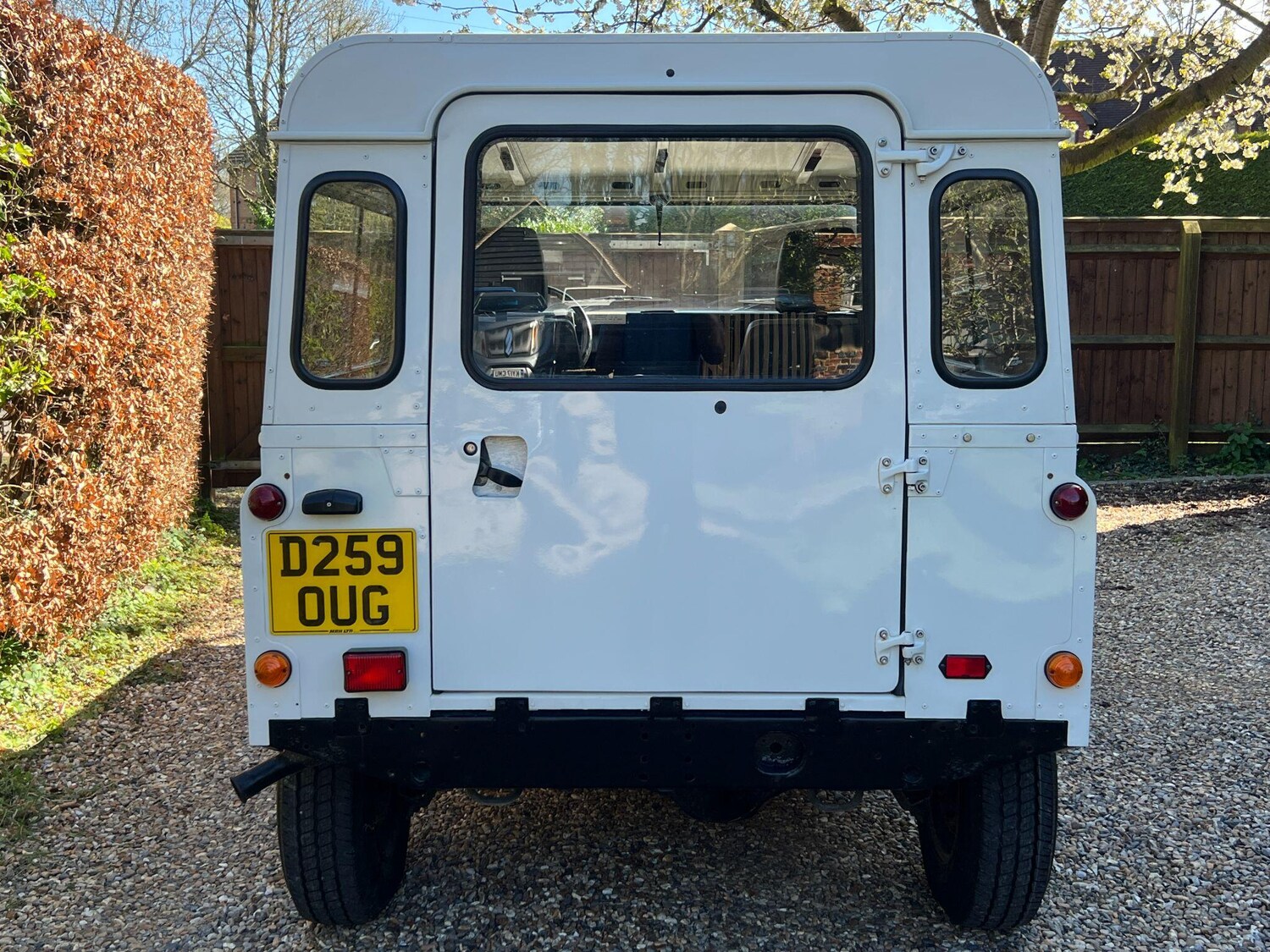 Used Land Rover Defender 90 for sale - 78157130: Photo 9