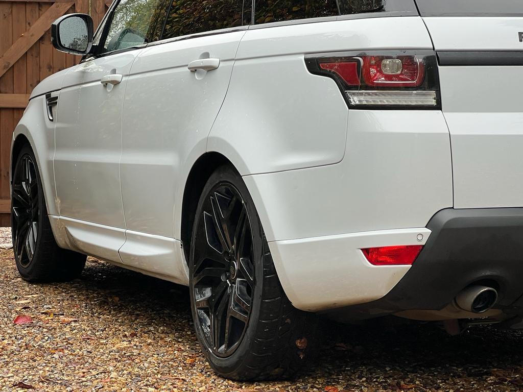 Used Land Rover Range Rover Sport 2017 for sale - 76995132: Photo 26