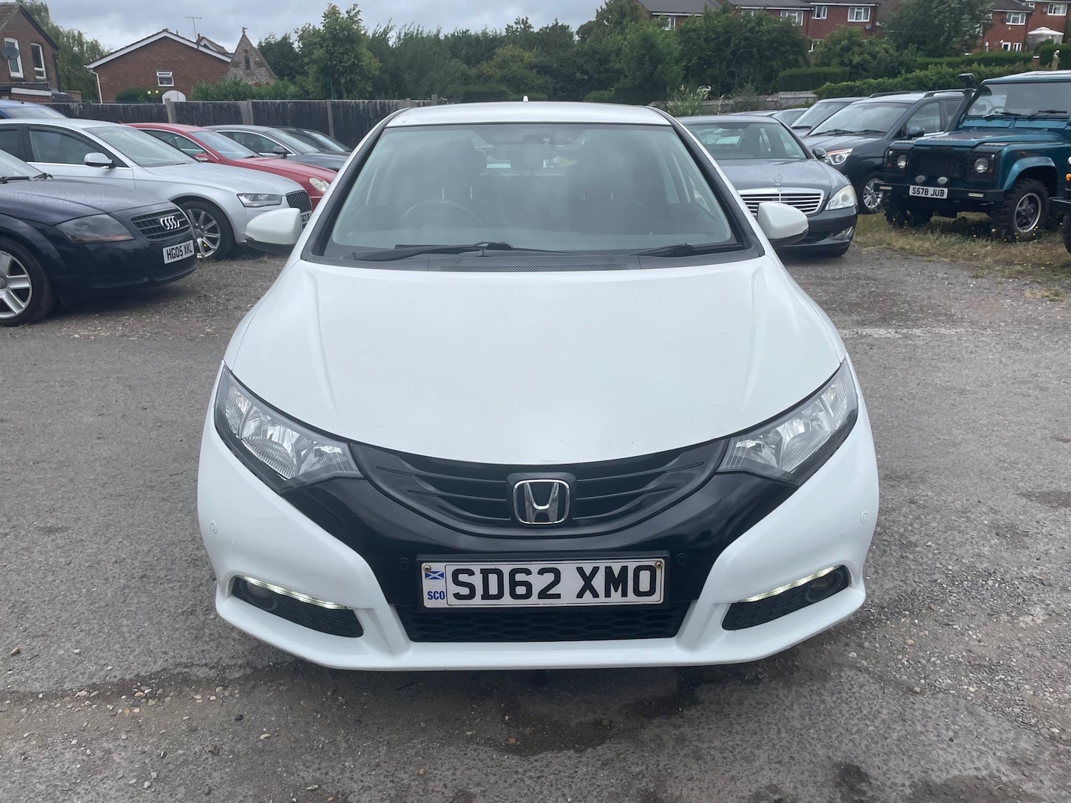 Used Honda Civic 2012 for sale - 76988502: Photo 2