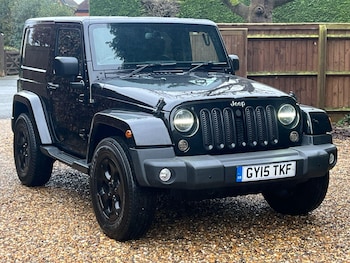 (15) - 2.8 CRD Overland Auto 4WD Euro 5 2dr