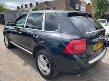 Used Porsche Cayenne 2005 for sale - 74280464: Photo