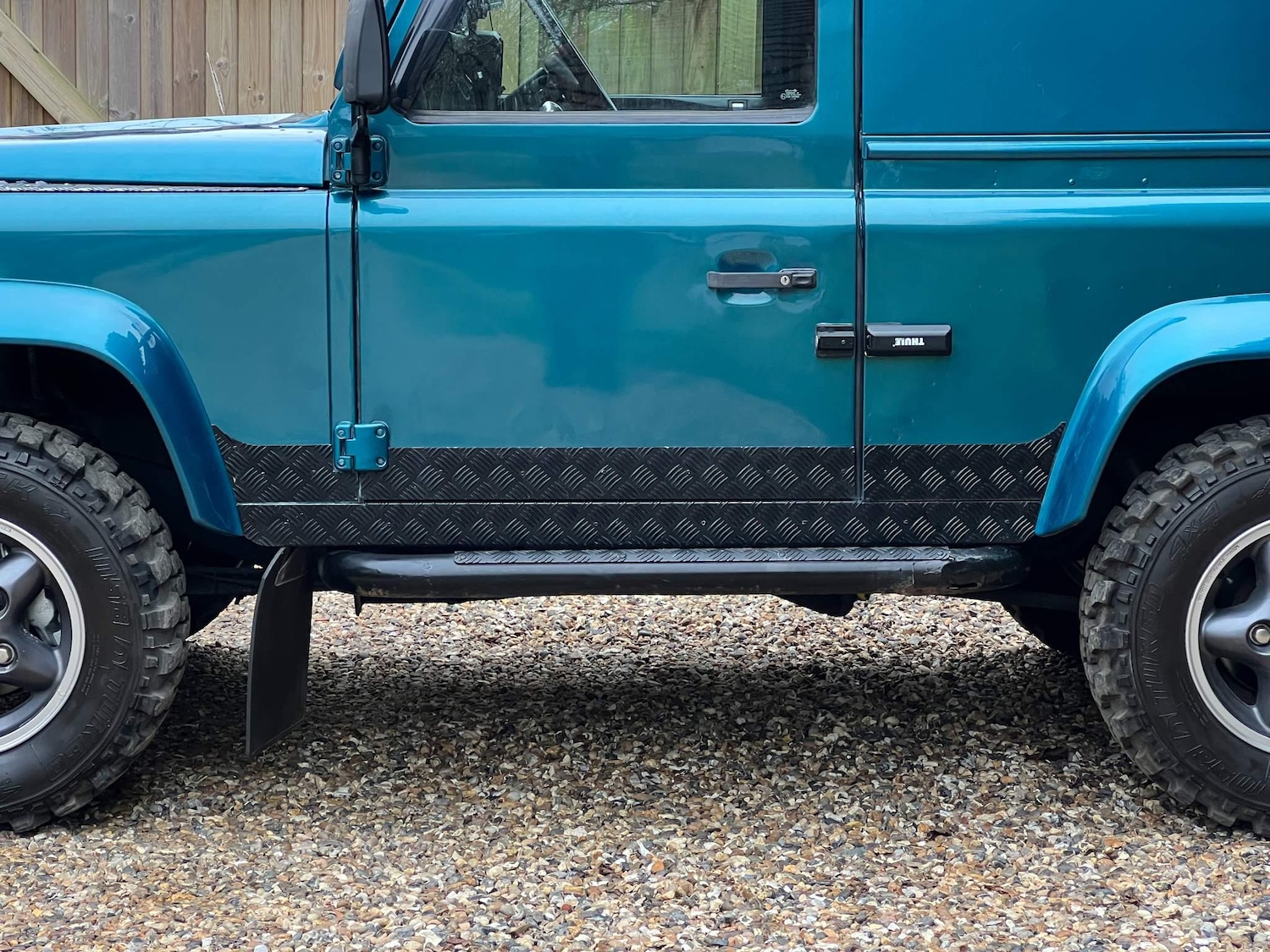 Used Land Rover Defender 90 for sale - 76476459: Photo 28