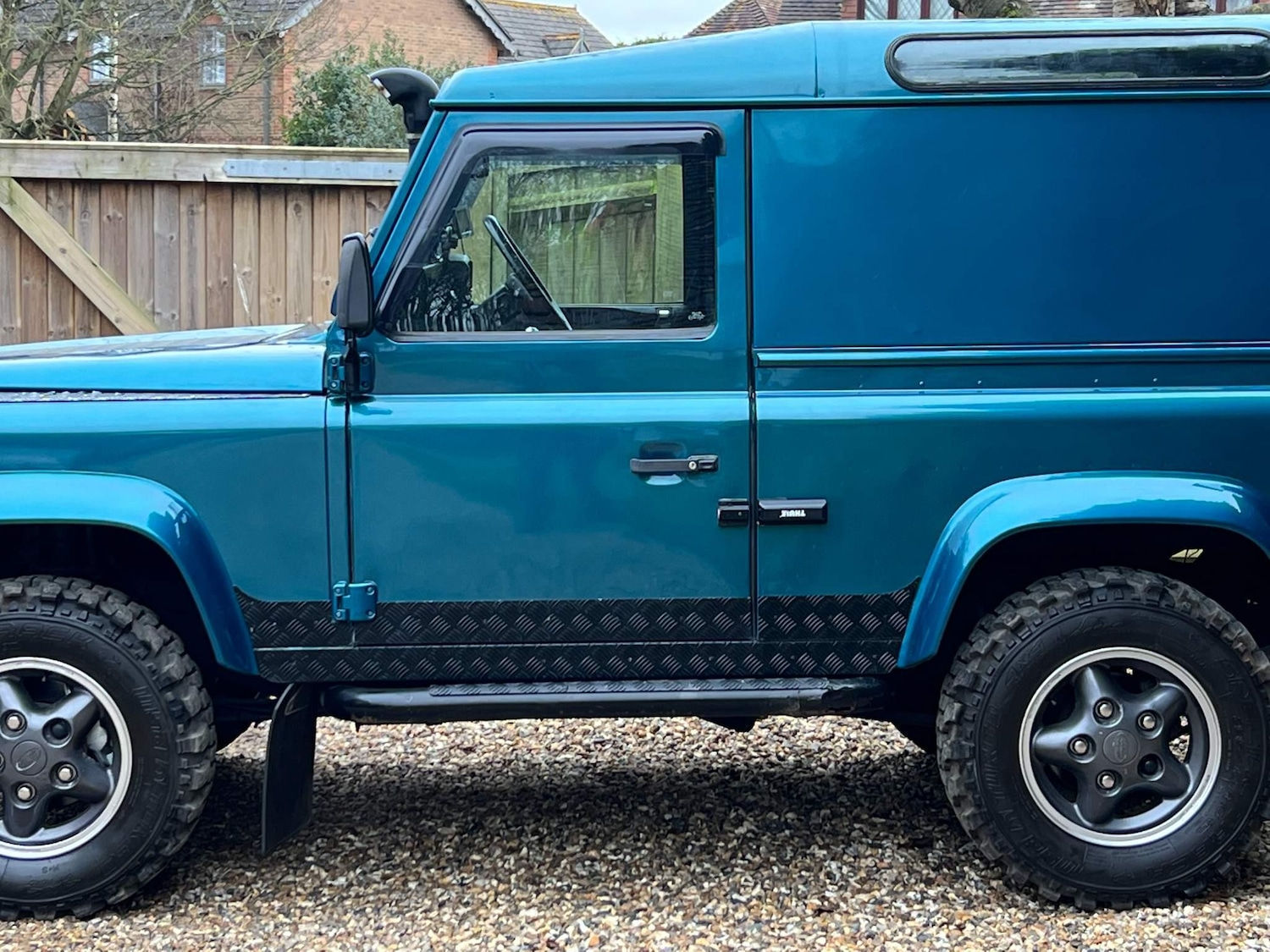 Used Land Rover Defender 90 for sale - 76476459: Photo 35