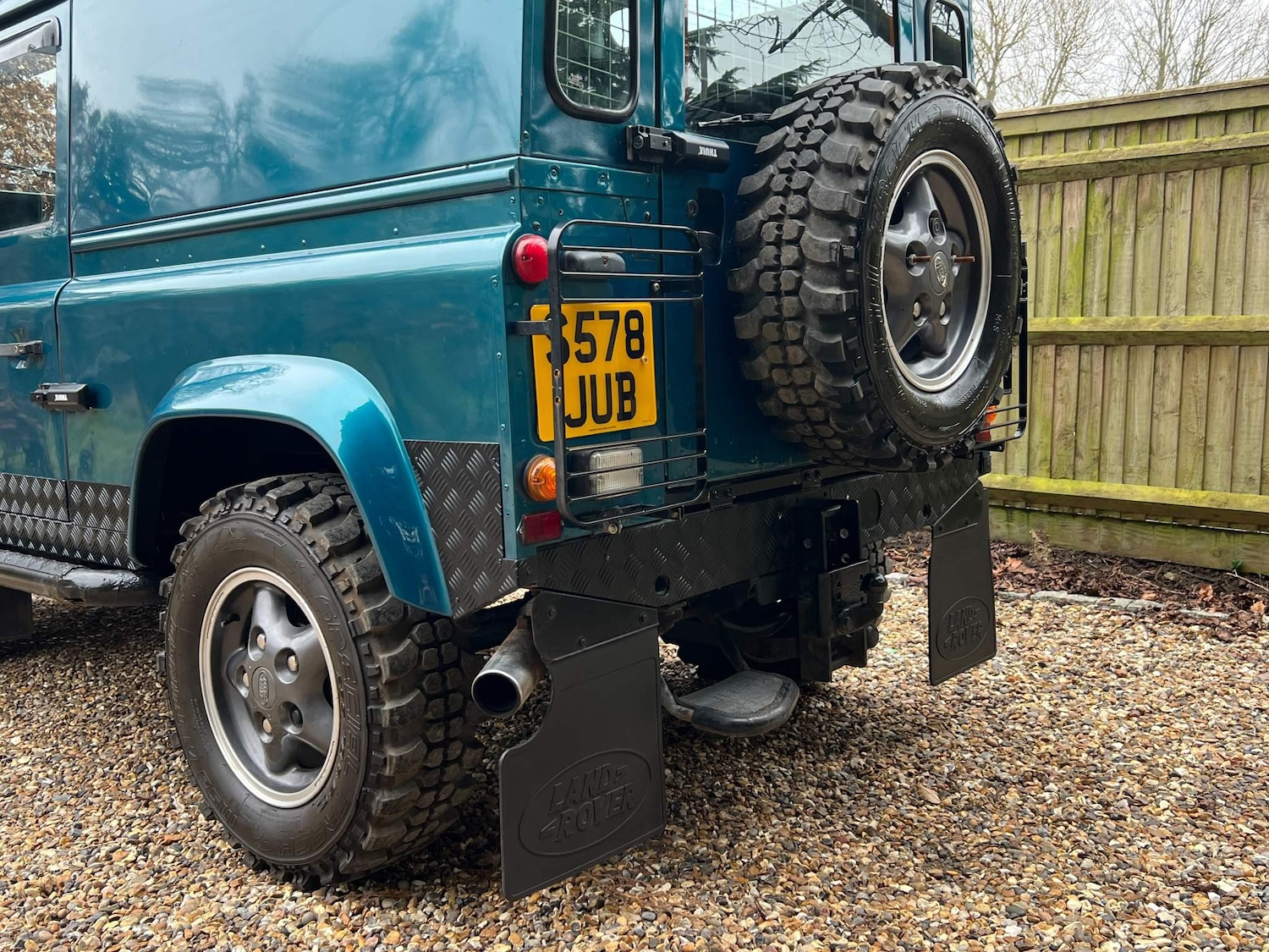 Used Land Rover Defender 90 for sale - 76476459: Photo 37