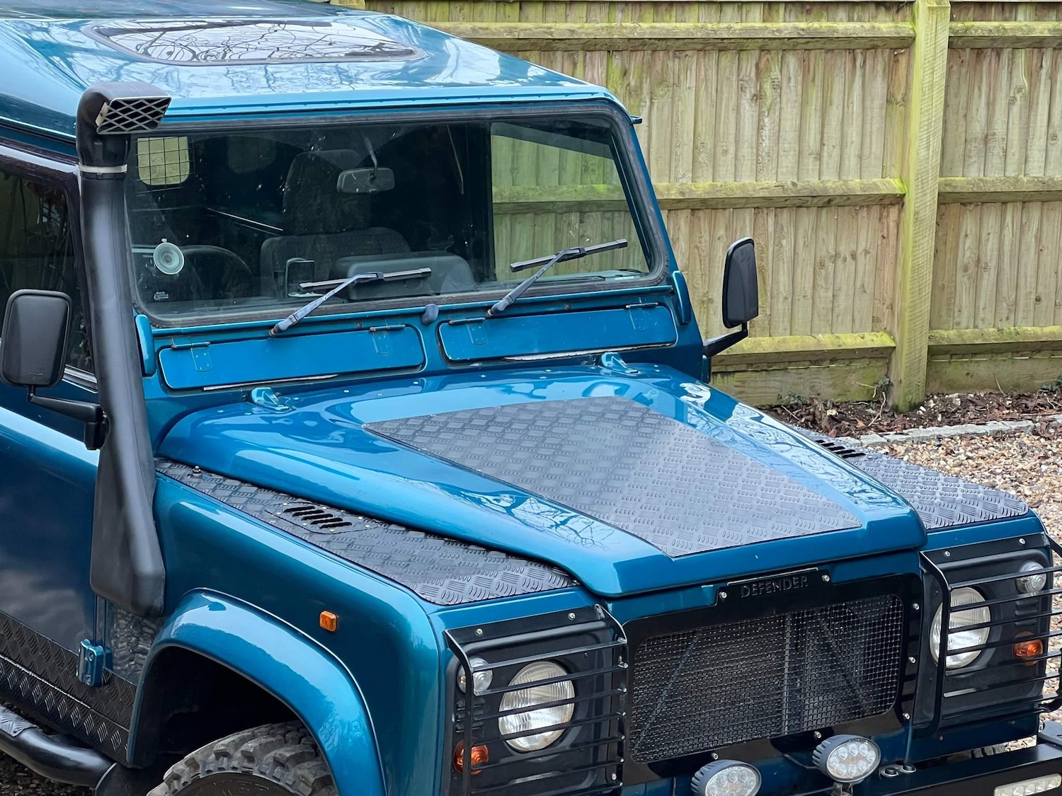 Used Land Rover Defender 90 for sale - 76476459: Photo 45