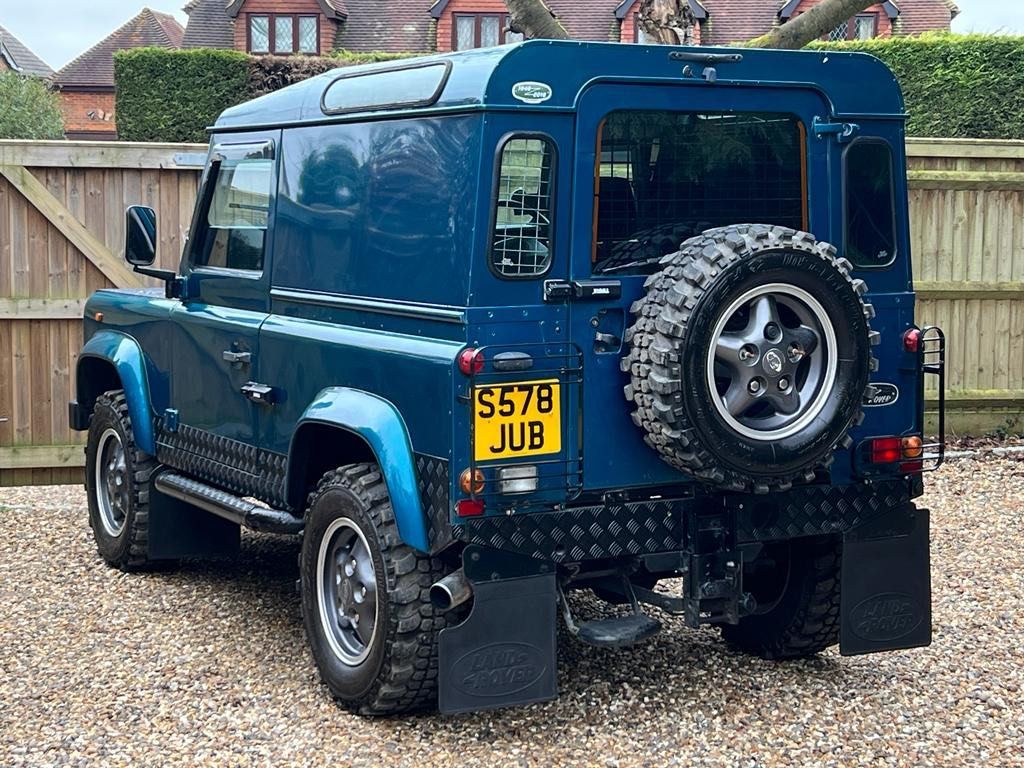 Used Land Rover Defender 90 for sale - 76476459: Photo 5