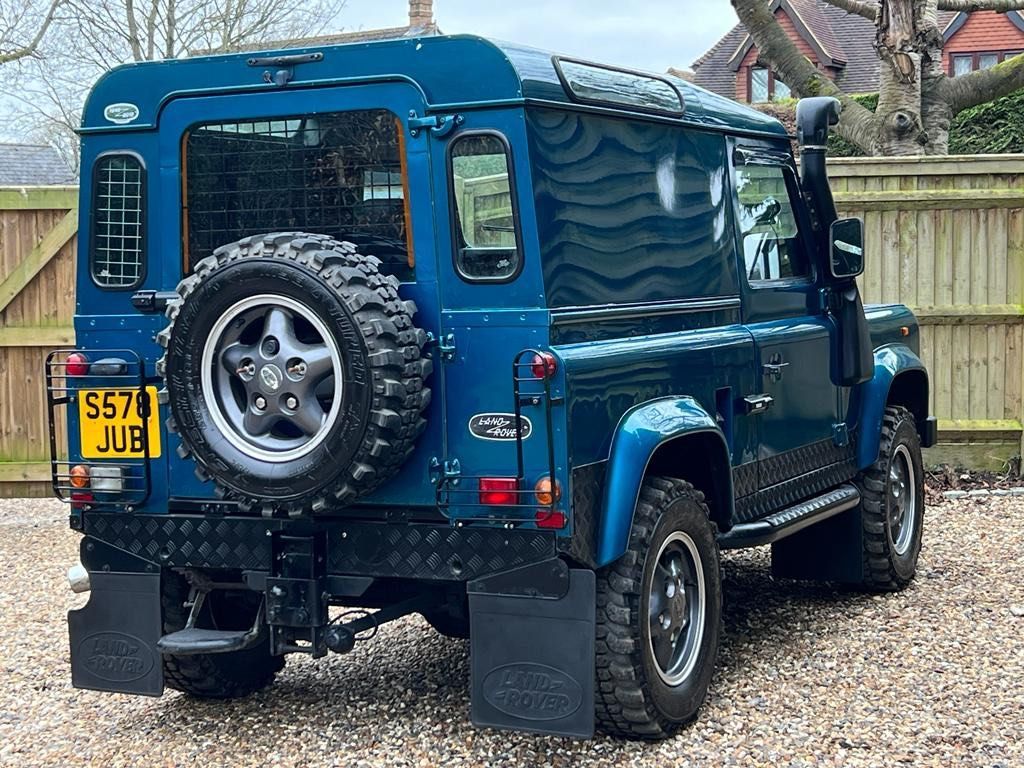 Used Land Rover Defender 90 for sale - 76476459: Photo 6