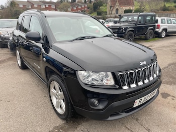(12) - 2.4 Limited CVT 4WD Euro 5 5dr
