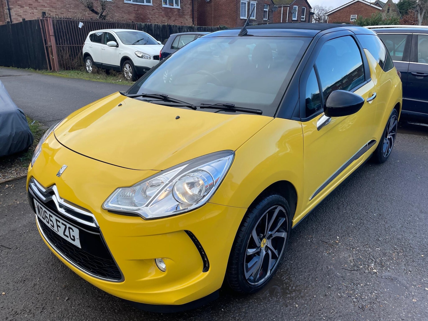 Used DS Automobiles DS 3 Cabrio for sale - 77441102: Photo 3