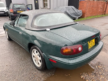Used Mazda Eunos 1992 for sale - 76327223: Photo
