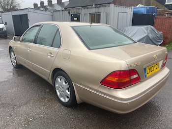 Used Lexus LS 2003 for sale - 76585003: Photo