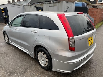 Used Honda Stream 2006 for sale - 77559409: Photo