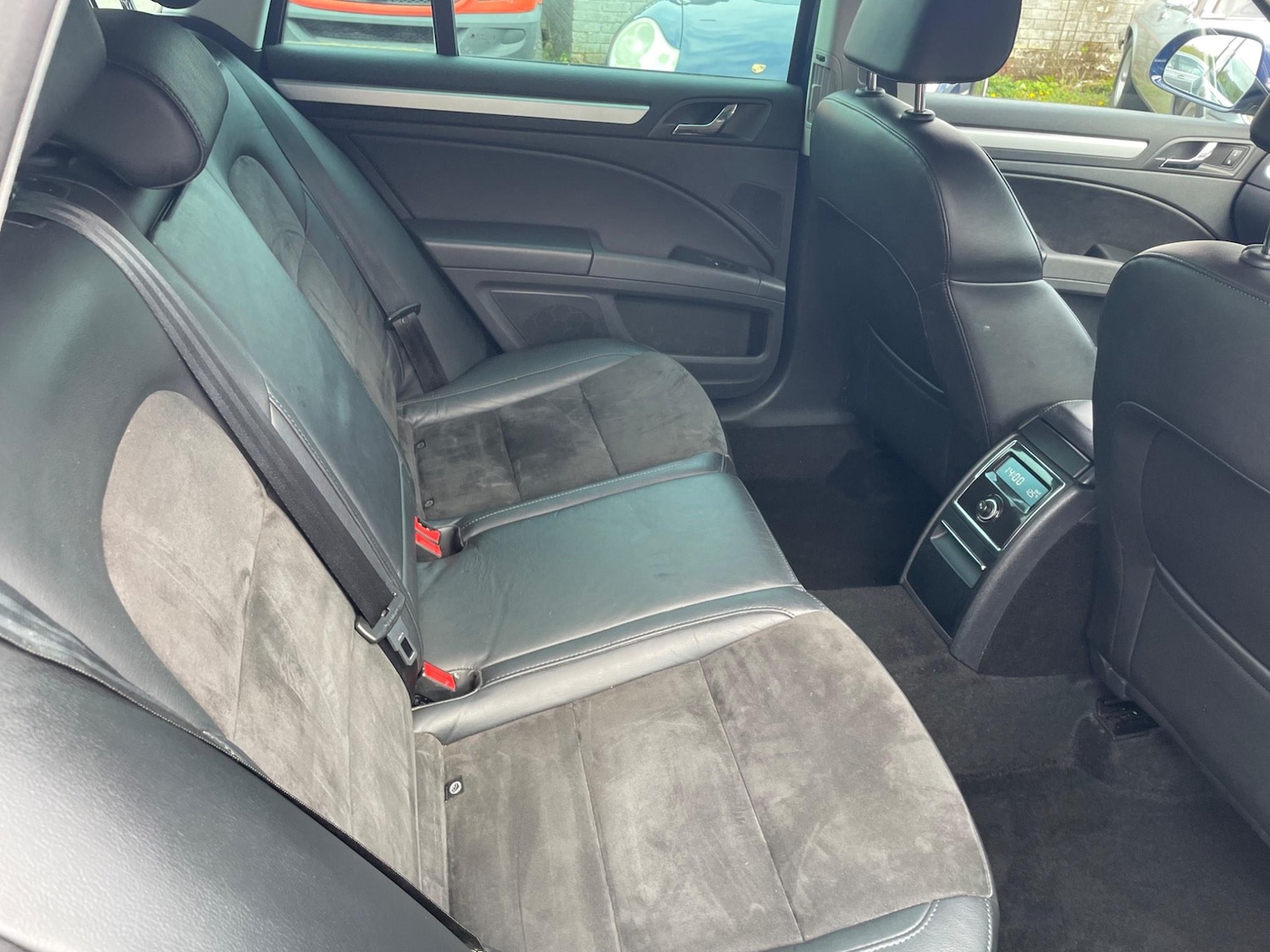 Used Skoda Superb 2014 for sale - 76993694: Photo 11