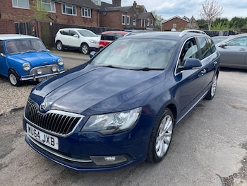 Used Skoda Superb 2014 for sale - 76993694: Photo