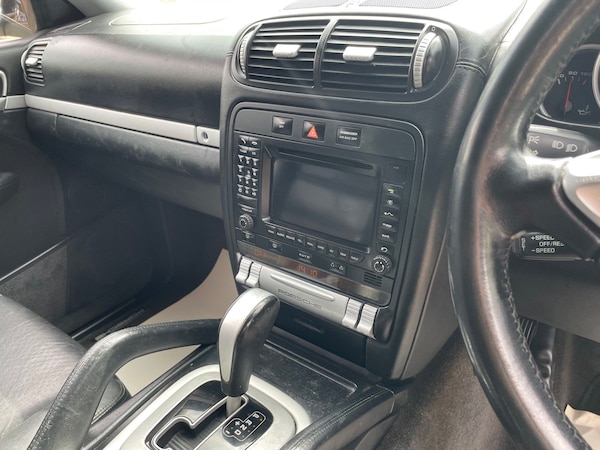 Used Porsche Cayenne 2005 for sale - 76269829: Photo 10