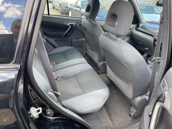 Used Toyota RAV4 2003 for sale - 74429144: Photo 10