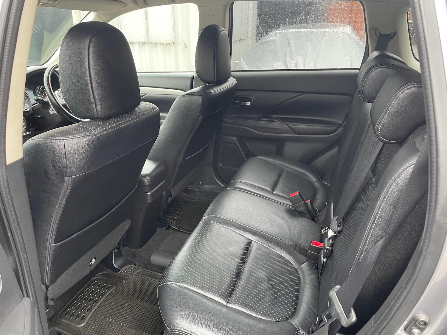 Used Mitsubishi Outlander 2015 for sale - 77612967: Photo 12