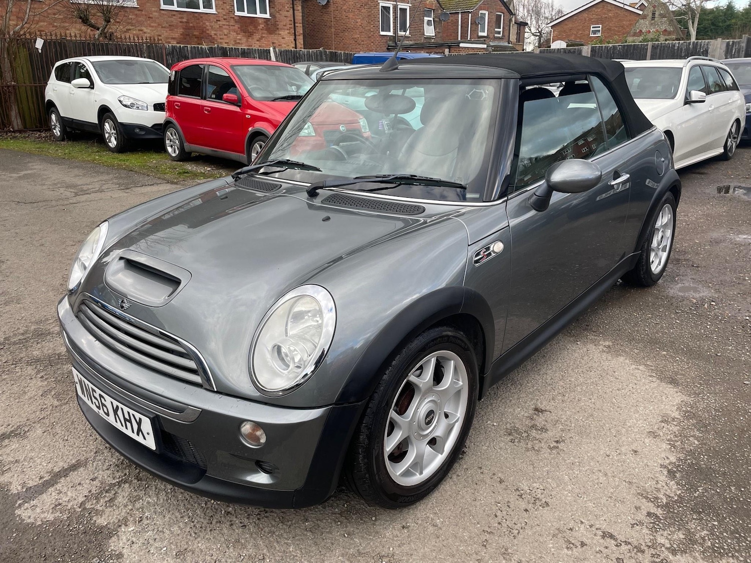 Used MINI Convertible 2006 for sale - 76269850: Photo 3
