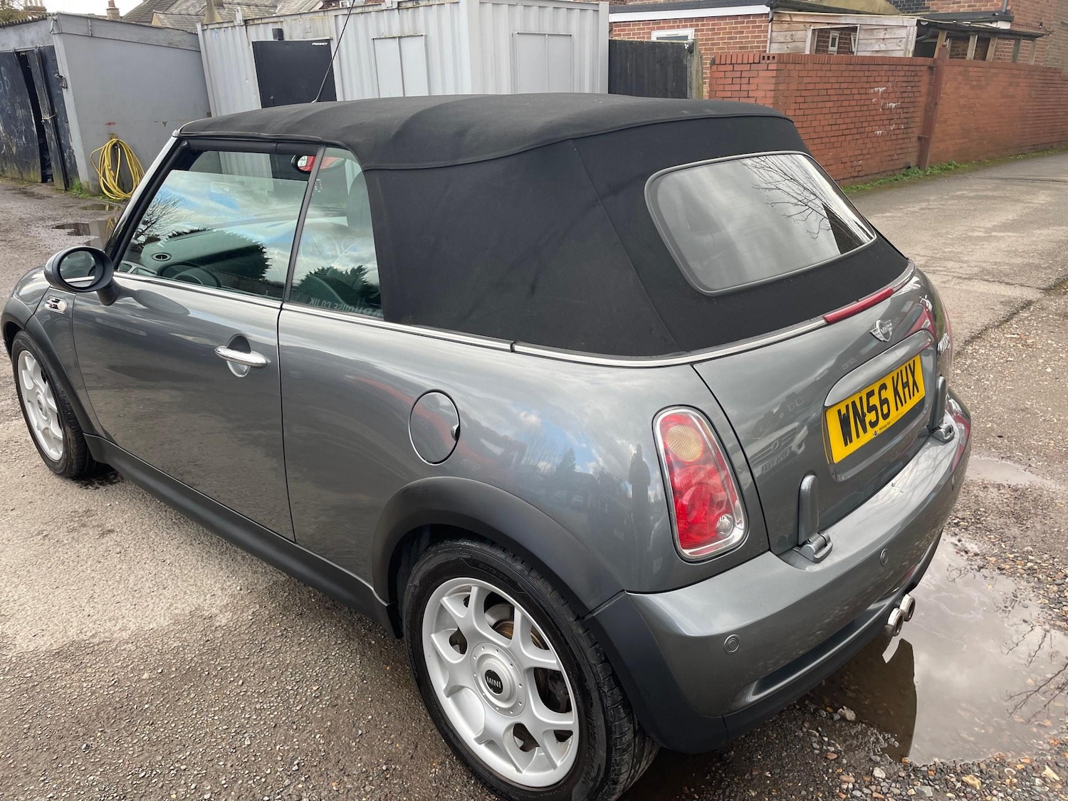 Used MINI Convertible 2006 for sale - 76269850: Photo 4