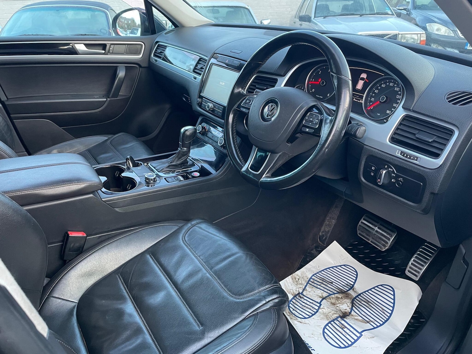 Used Volkswagen Touareg 2013 for sale - 77254003: Photo 8