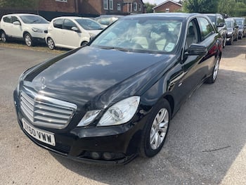 Used Mercedes-Benz E Class 2010 for sale - 79635387: Photo
