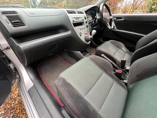 Used Honda Civic 2003 for sale - 75531323: Photo 48