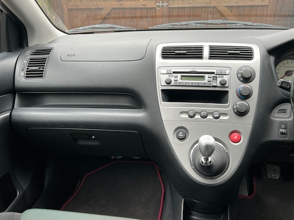 Used Honda Civic 2003 for sale - 75531323: Photo 52